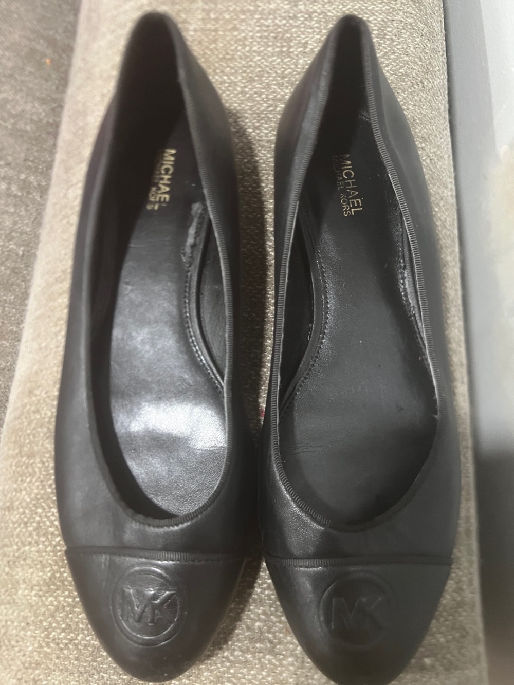 Michael Kors Black Leather Logo Round-Toe Ballet Flats